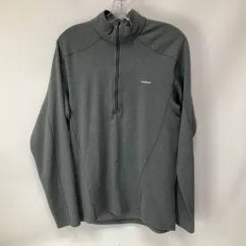 Athletic Top Long Sleeve Collar By Patagonia In Grey, Size: M