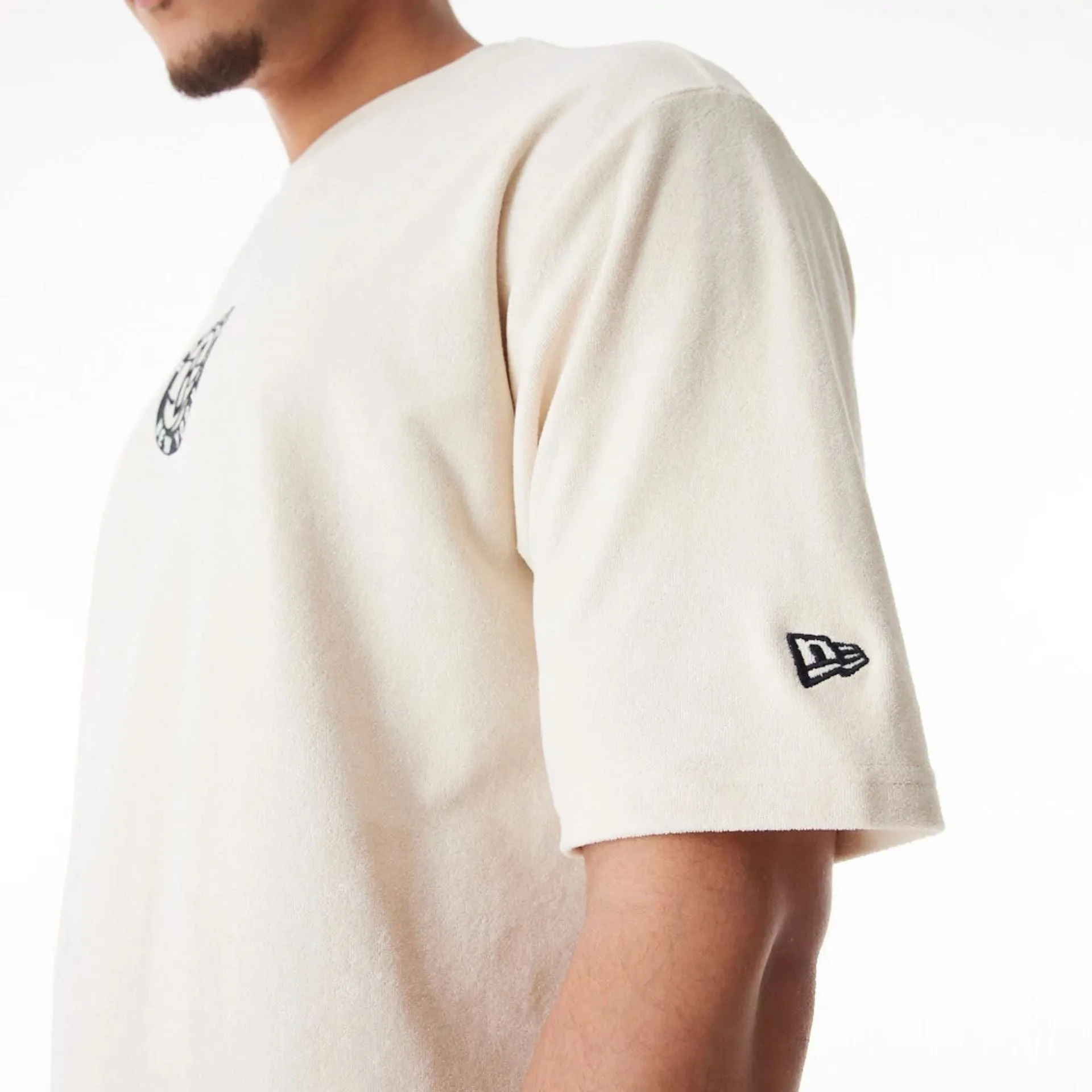 Brooklyn Nets NBA Lifestyle Velour Light Beige Oversized T-Shirt