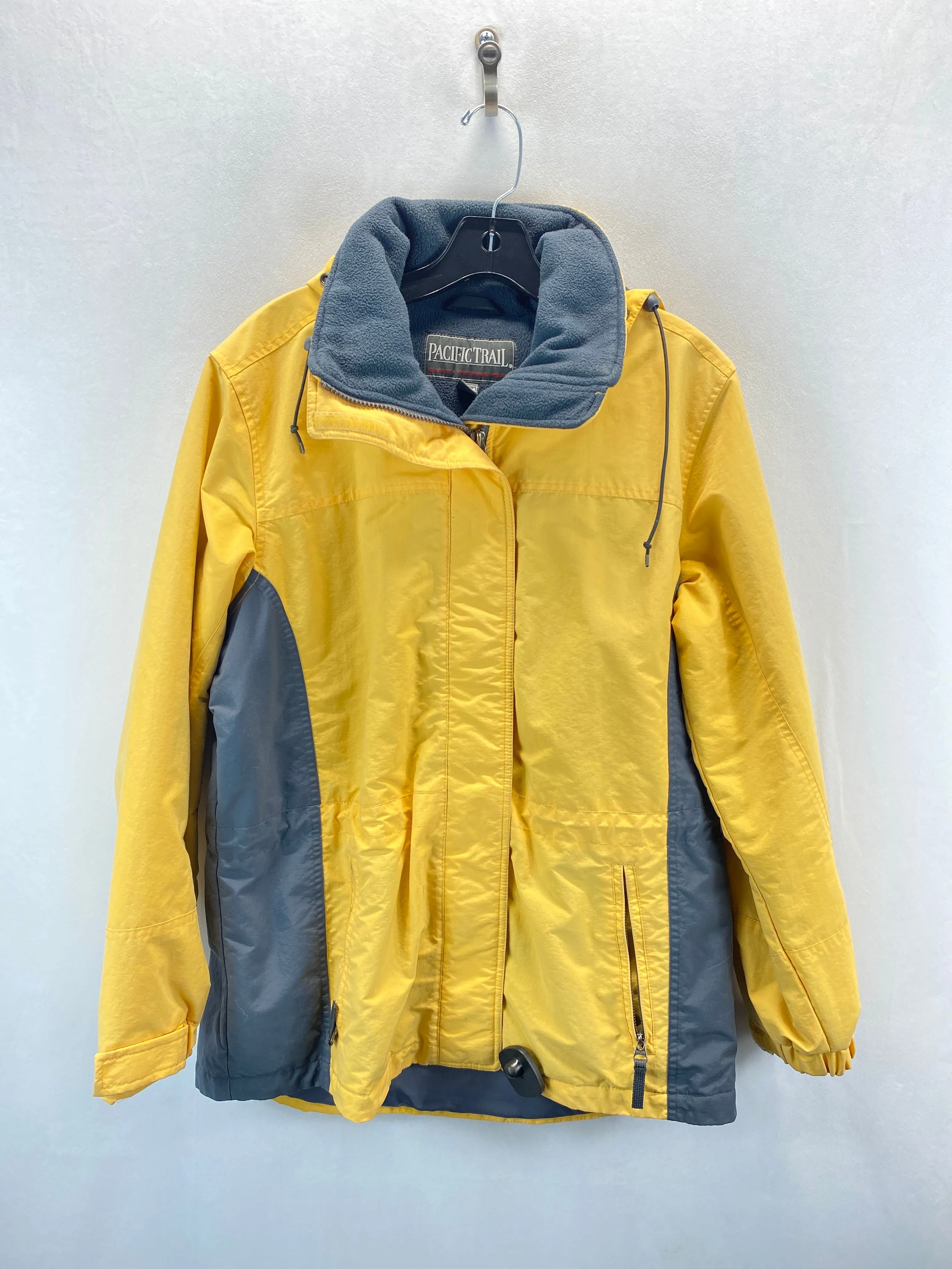 Coat Other By Pacific Trail In Yellow, Size: M