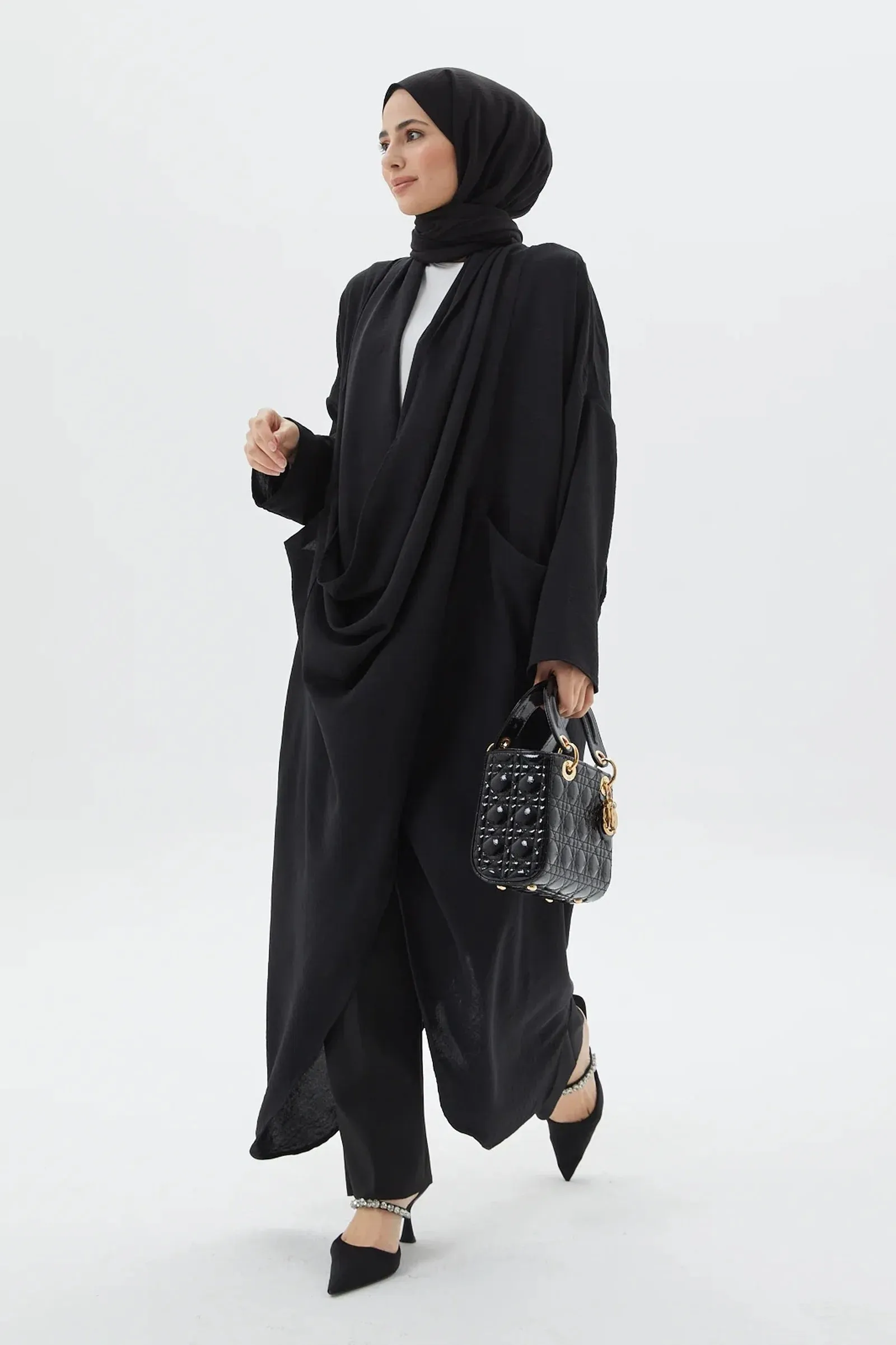 Kangaroo Abaya