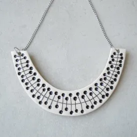 Monochrome statement necklace I