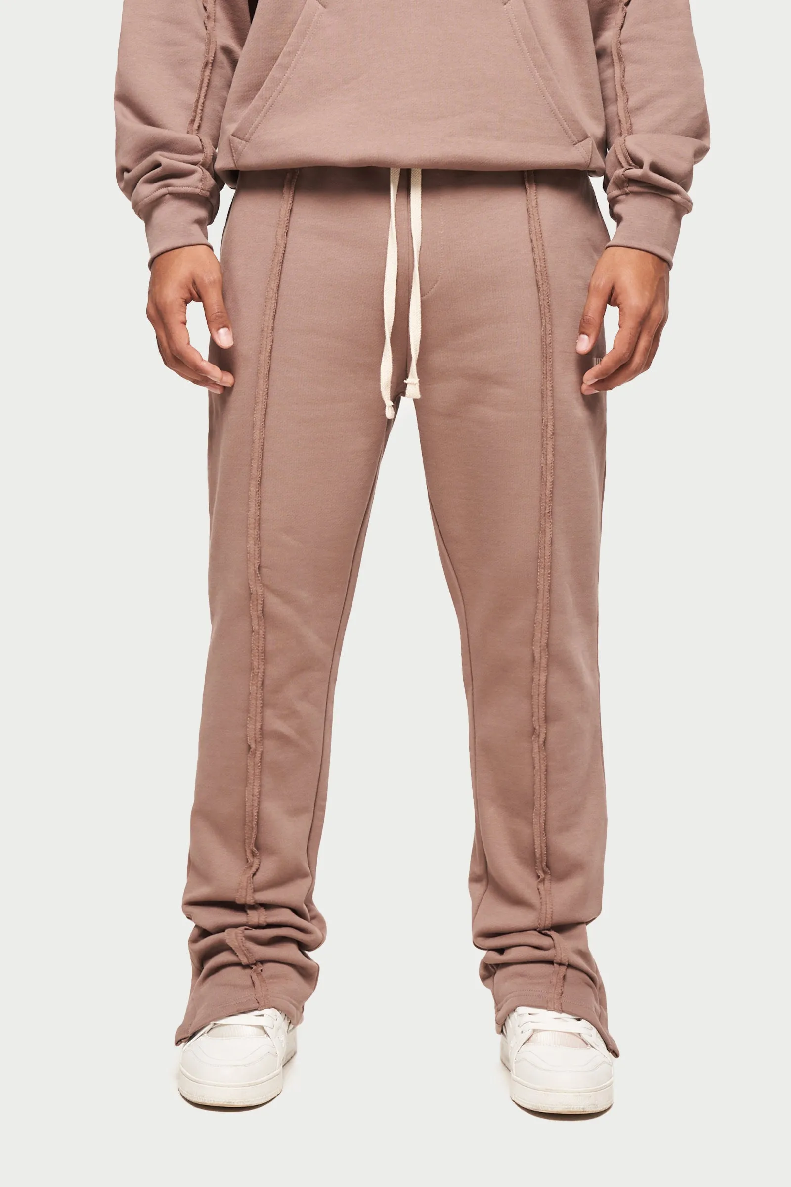 RAW SEAM STRAIGHT LEG JOGGERS - MOCHA