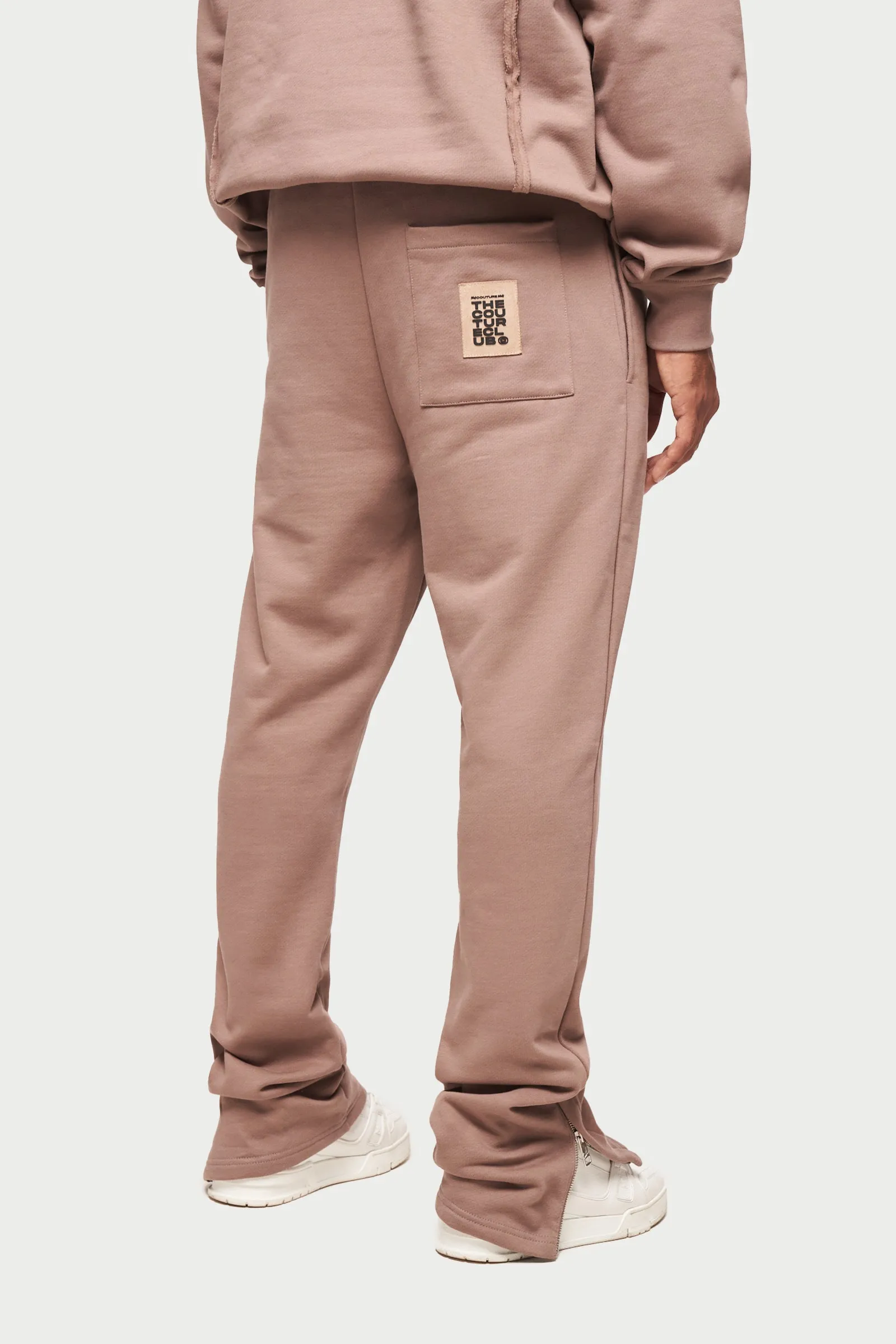 RAW SEAM STRAIGHT LEG JOGGERS - MOCHA