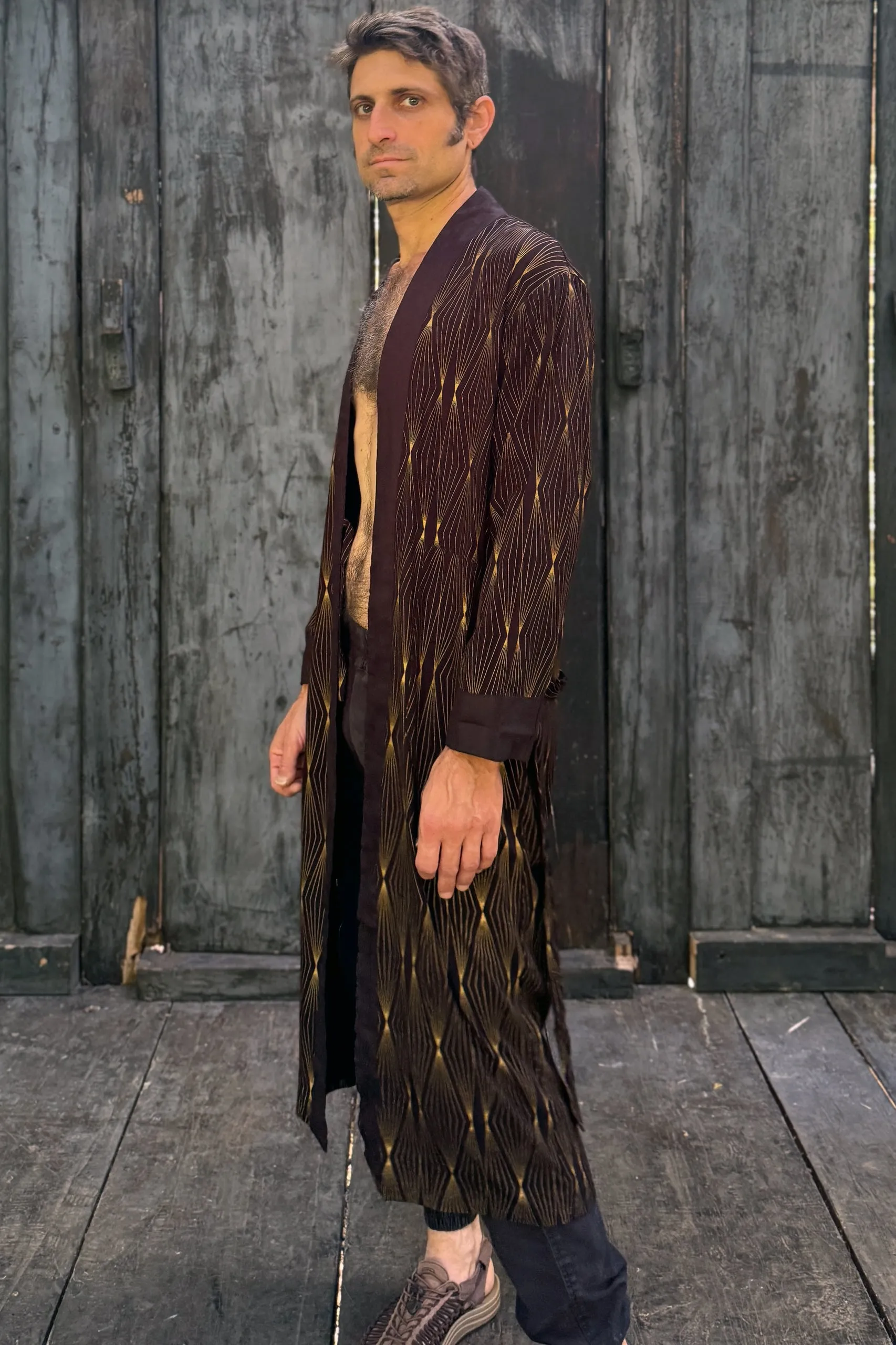 Smokin' Robe - Black w/Diamond Deco Gold