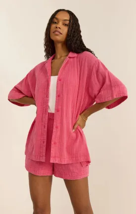 Wave Breaker Gauze Shirt in Very Berry