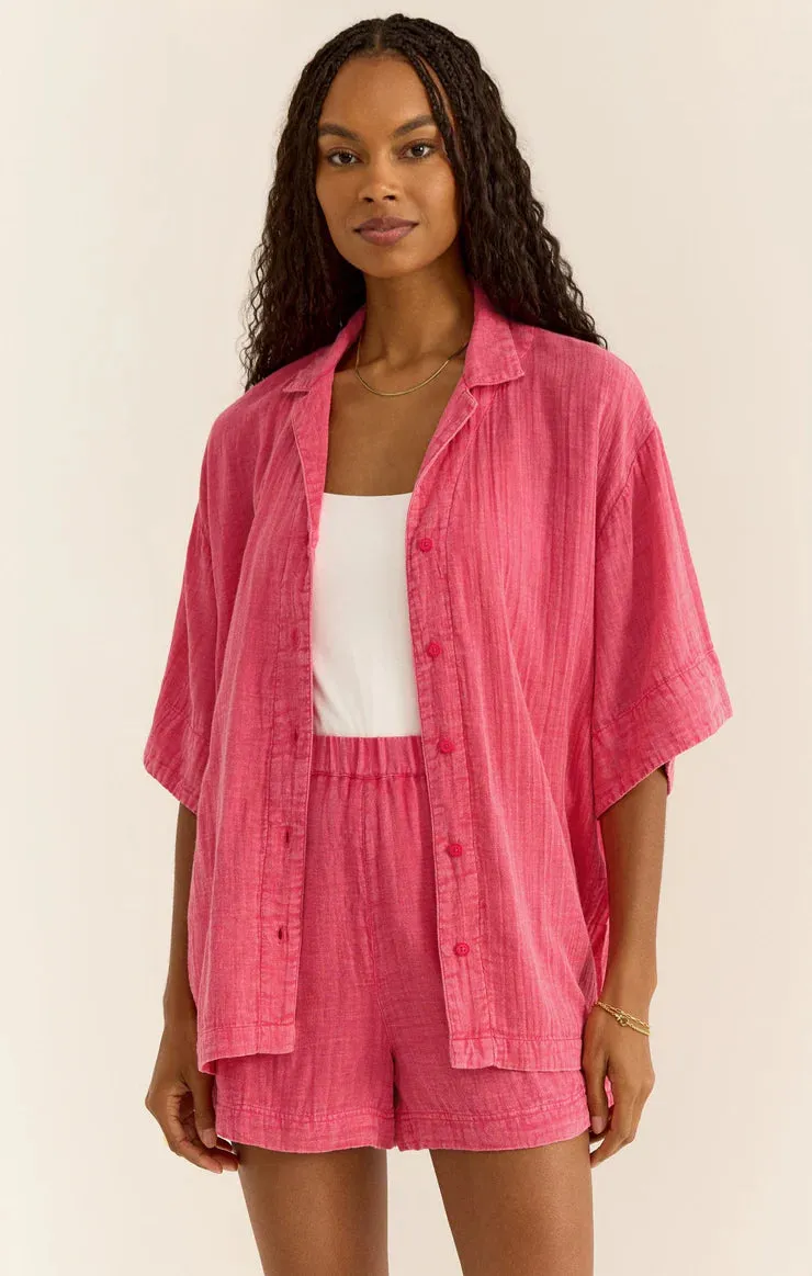 Wave Breaker Gauze Shirt in Very Berry